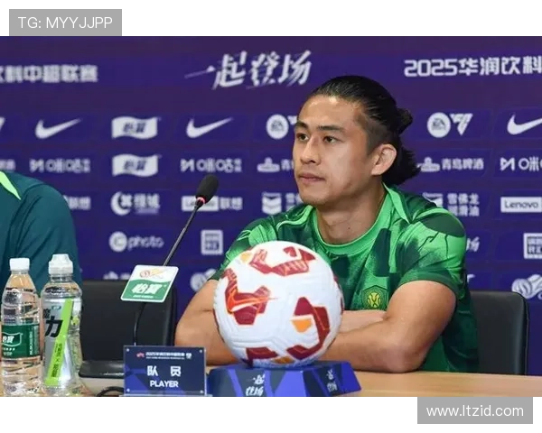 张玉宁晒工体TIFO致谢照 感恩铭记球迷支持